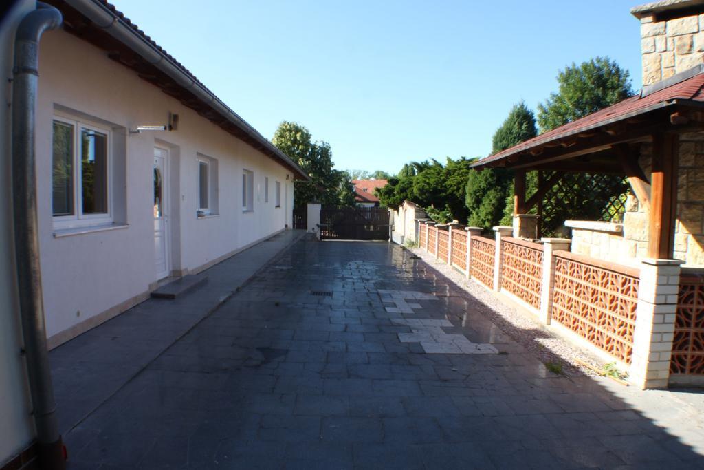 Apartmany Knezicky المظهر الخارجي الصورة